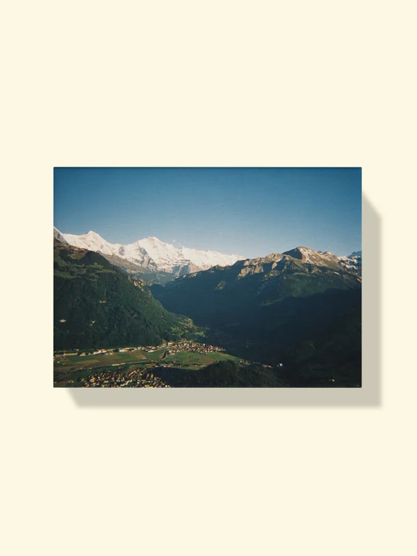 tablou canvas munte Quiet Over Interlaken