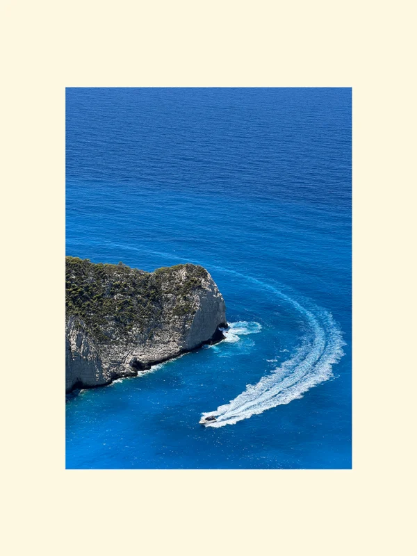 tablou cu mare albastră Cutting Through Blue
